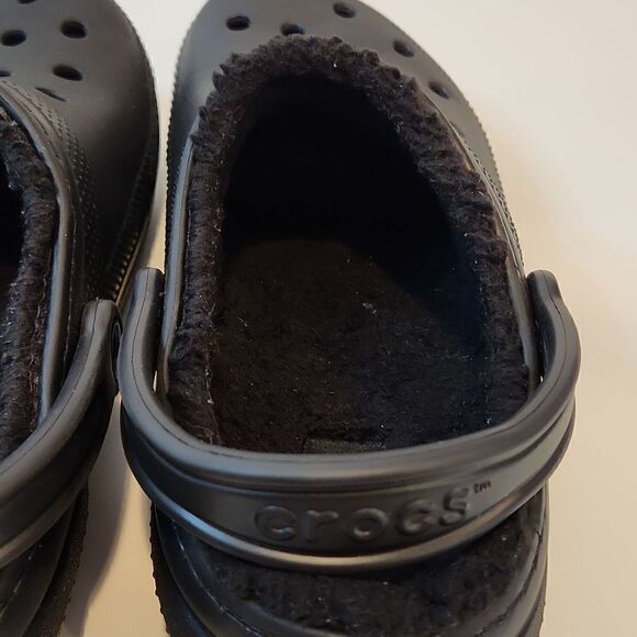 Crocs 203591 Black Faux Fur Lined Dual Comfort Clogs Size Mens 9 Womens 11 NICE! - Picture 11 of 13